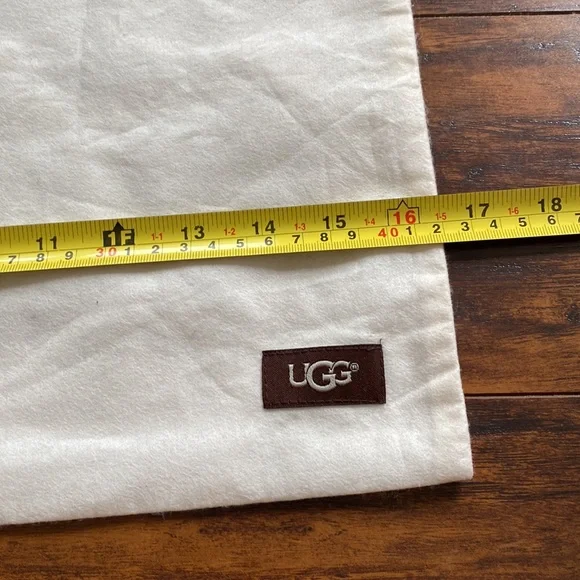 UGG Dustbag - Picture 3 of 4